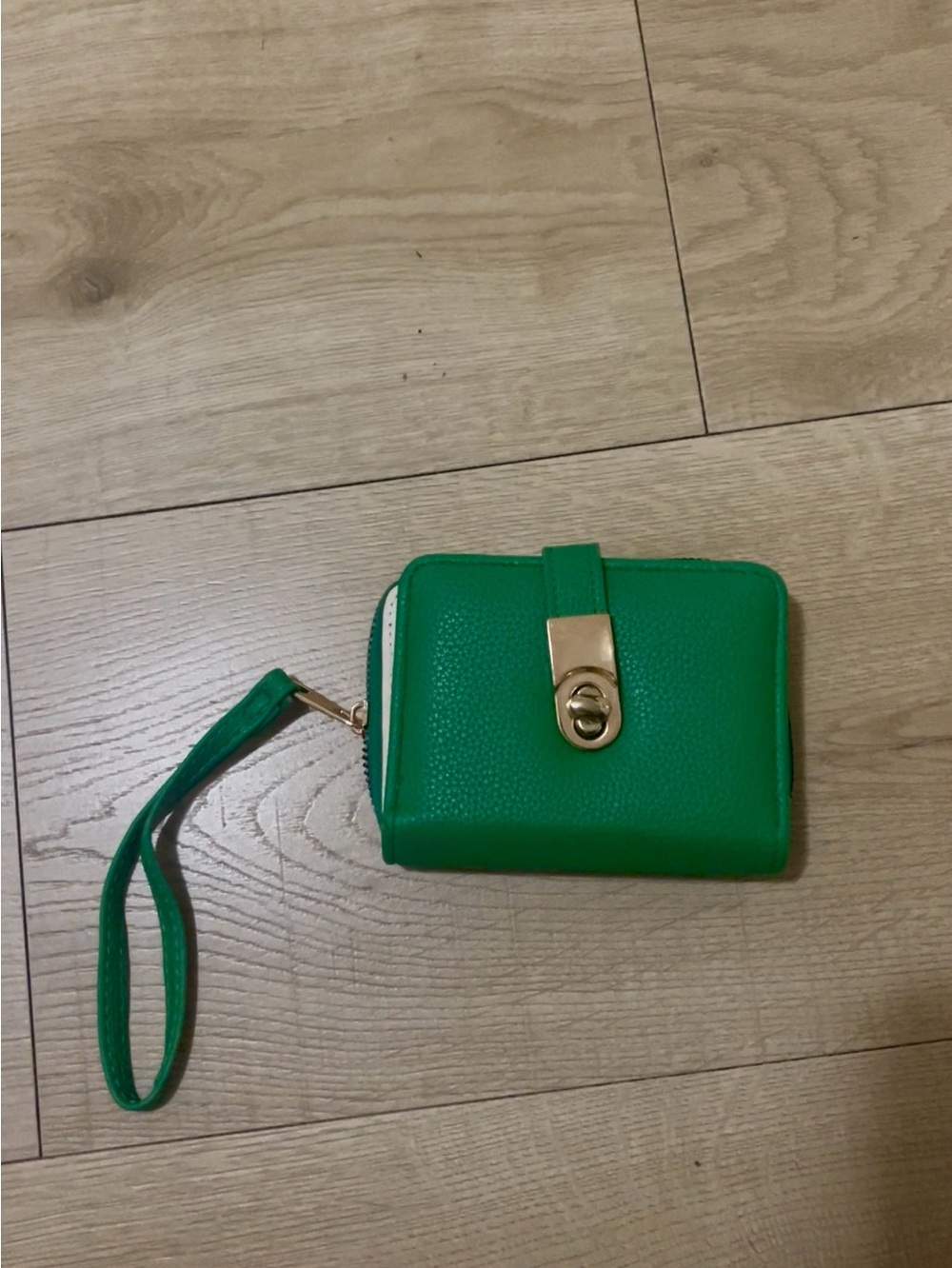 Green Wallet